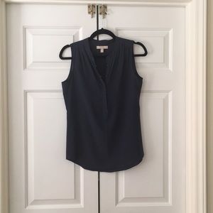 Banana republic true silk sleeveless blouse